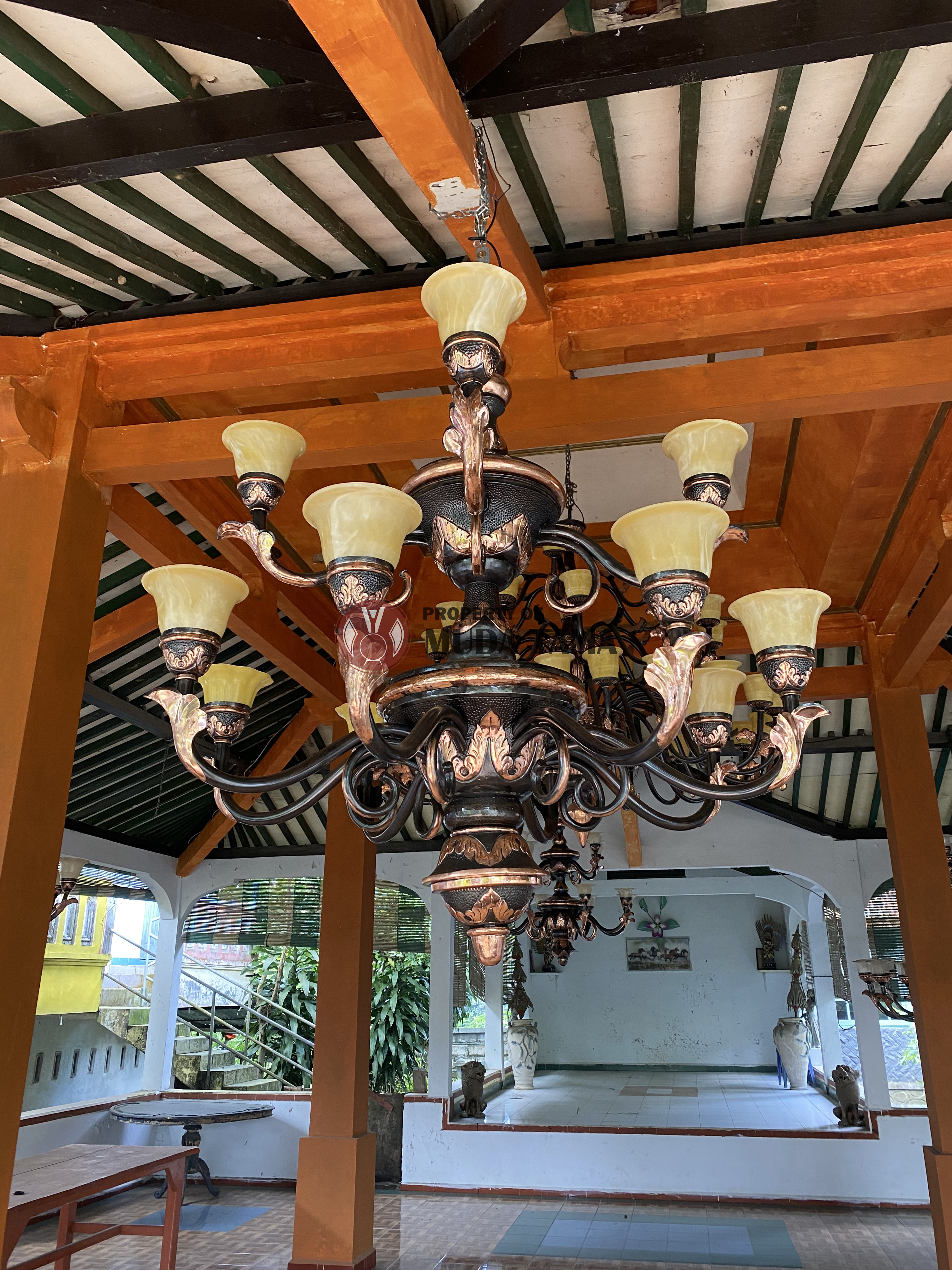 lampu-gantung-2-tingkat