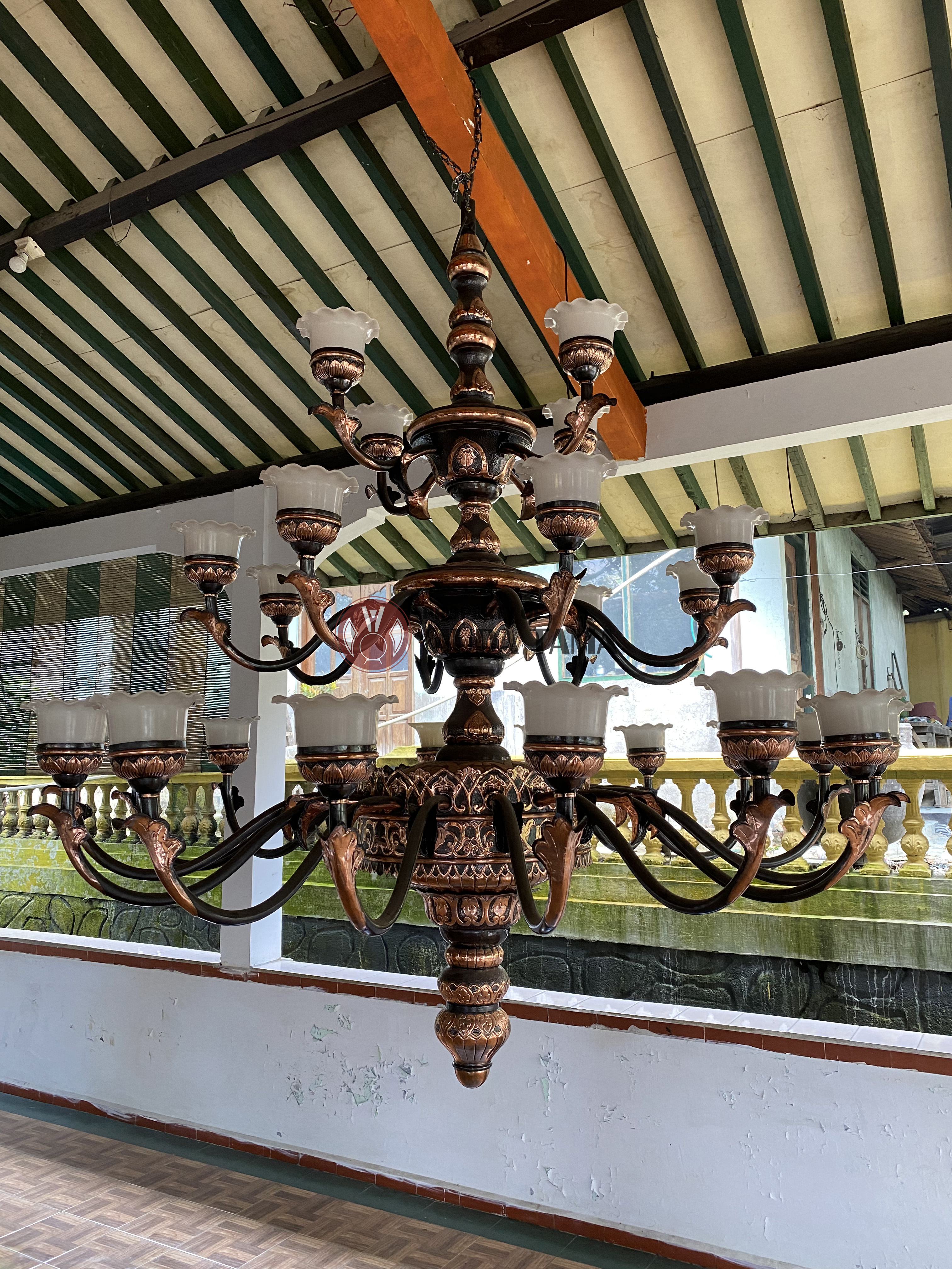 lampu-gantung-3-tingkat